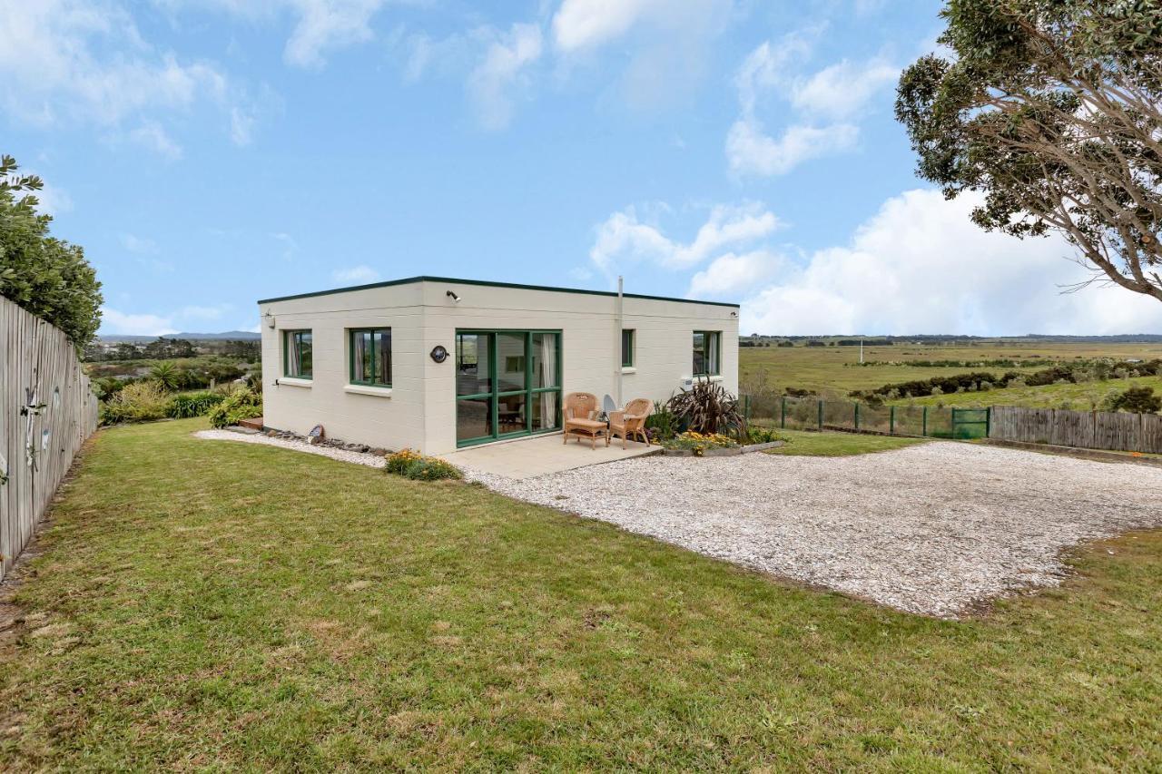 The Mermaid'S Rest - Whatuwhiwhi Holiday Home Каитаиа Экстерьер фото