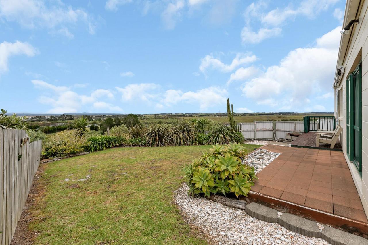 The Mermaid'S Rest - Whatuwhiwhi Holiday Home Каитаиа Экстерьер фото