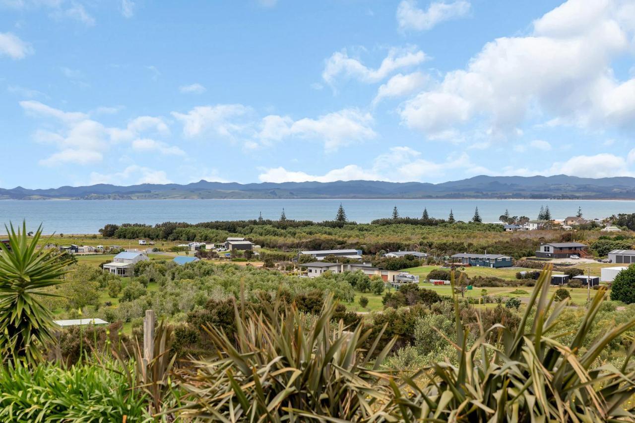The Mermaid'S Rest - Whatuwhiwhi Holiday Home Каитаиа Экстерьер фото