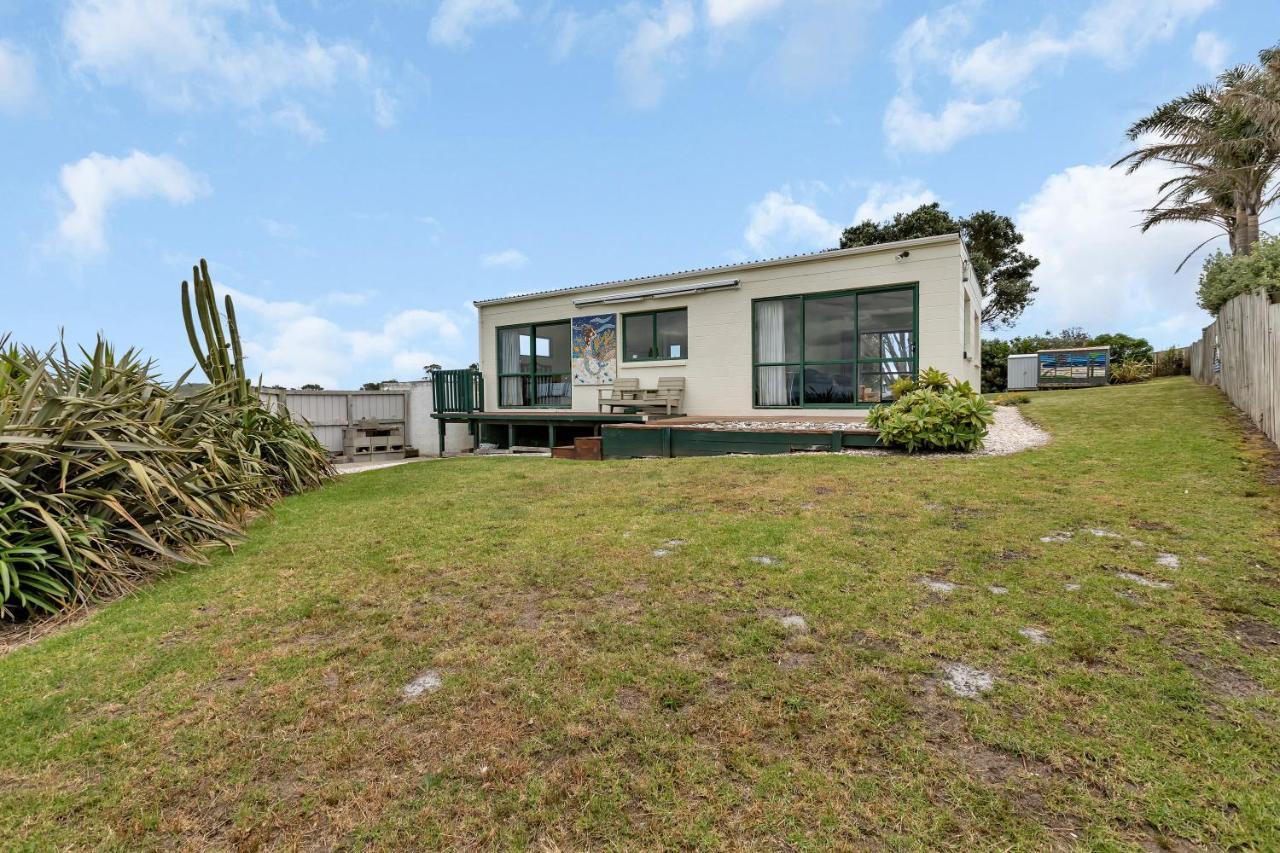 The Mermaid'S Rest - Whatuwhiwhi Holiday Home Каитаиа Экстерьер фото